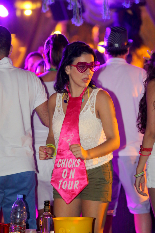 Glow Saturday Night Fever 